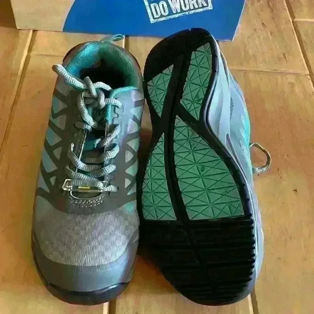 Nautilis safety shoes, size 7 - Picture 3 of 5